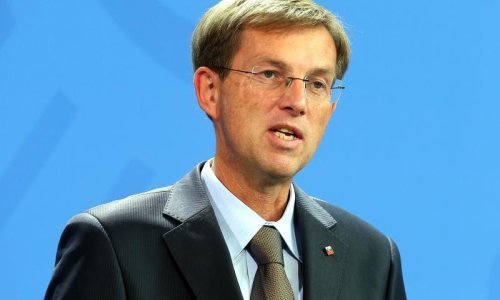 Cerar likuje: Arbitraža ide dalje, bit će nepristrana