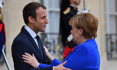 Merkel i Macron žele da njemačko-francuski 'motor' reformira Europu
