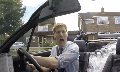 Genijalni luđak od BMW kockice napravio pokretni jacuzzi