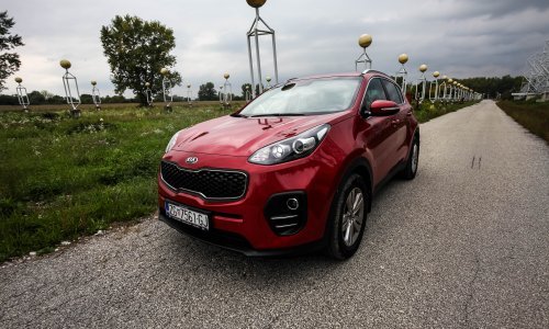 Kia Sportage 2.0 CRDi AWD A/T GT Line - svestran SUV