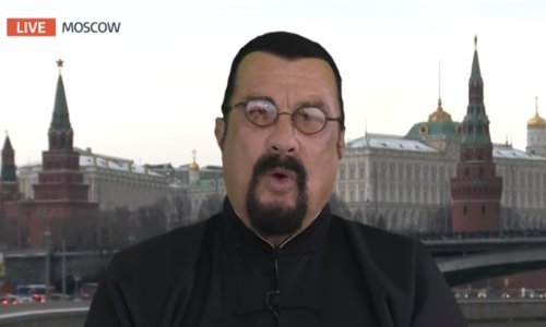 Steven Seagal objasnio zamršenu situaciju u svijetu i postao hit na internetu
