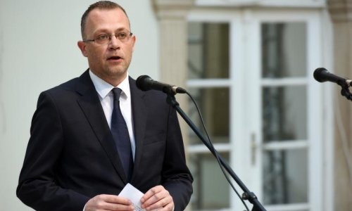 Ministar Hasanbegović otvorio izložbu fotografija 'Zagrebačka džamija'