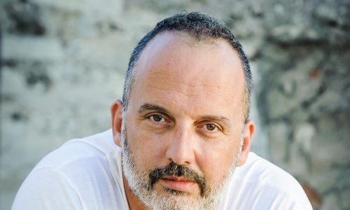 Tony Cetinski dirljivim statusom prisjetio se nikad prežaljenog Toše Proeskog