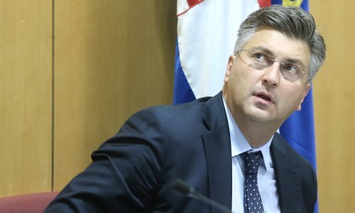 Zna li Plenković što mu rade ministri ili ih svjesno pušta da 'ginu'?