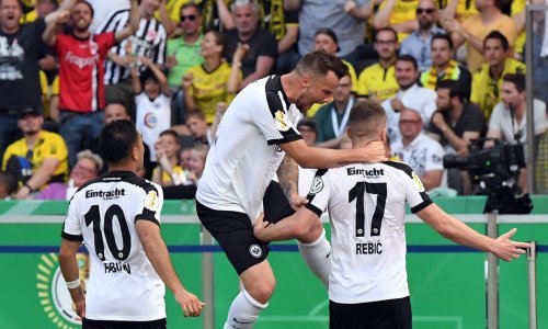 Rebićevim golom i Hallerovim škaricama Eintracht stigao do pobjede