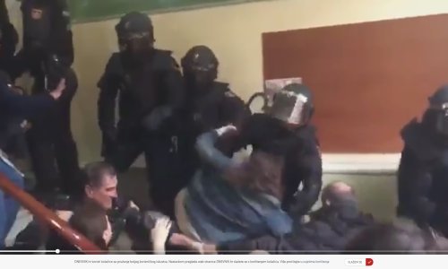 Uznemirujući prizori s ulica Barcelone obilaze svijet: Policija tuče žene, starce pa i pse