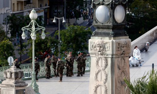 Napadač nožem ubio dvoje na kolodvoru u Marseilleu, likvidirala ga vojska