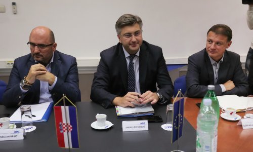 Novi CRO Demoskop: HDZ rastura dok 73 posto ispitanika misli da zemlja ide u pogrešnom smjeru