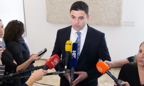 Bernardić: Neka Plenković prestane bježati i skrivati se u kupusu