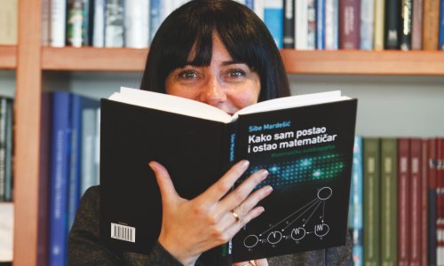 Ministrica Divjak najavljuje drukčije ocjenjivanje, rast plaća učiteljima, a otkriva i što misli o vjeronauku