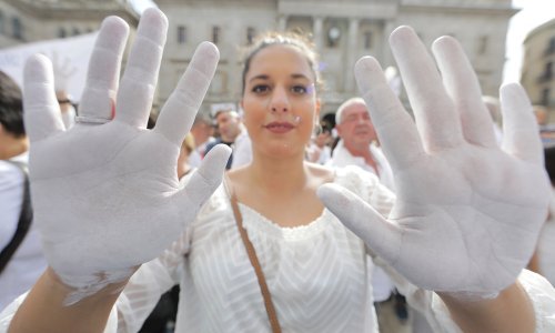 Tisuće Španjolaca na ulicama, pozvali na jedinstvo zemlje