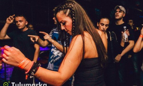 Zgodne partijanerice ugrijale Zagreb uz elektro ritmove