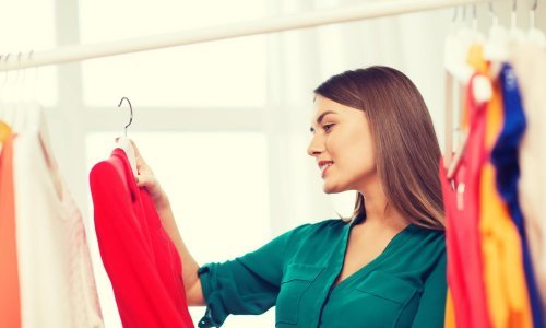 Muka vam je od kaosa u ormaru? Evo kako ga lako riješiti