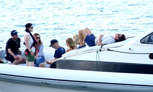 Sumnja na 'crni čarter': Pretresena jahta na setu filma 'Mamma mia'