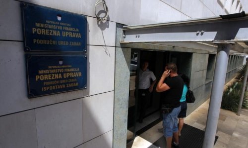 Poreznici češljaju nelegano klađenje putem interneta