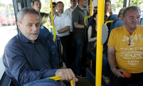 Bandić uvodi naplatu parkiranja u cijeli Zagreb i kemija s kartama za tramvaj