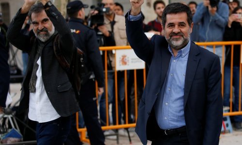 Španjolska pritvorila dva katalonska separatistička čelnika zbog sumnje na pobunu