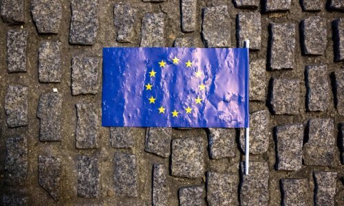 Mislite da naši političari troše kao pijani milijunaši? Evo kako to rade europarlamentarci