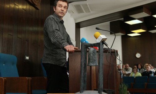 Kipari ljuti: Zašto nas isključujete iz natječaja? Ne mogu raditi spomenik domovini ni žrtvama holokausta