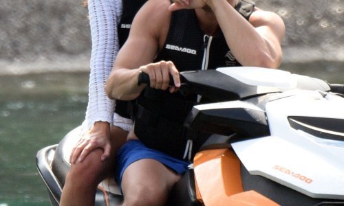 Dakota Johnson i Jamie Dornan snimali u Nici na dan napada