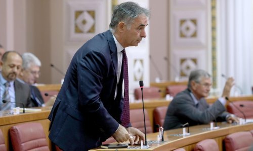 Pupovac: Nerazumni ljudi traže prvo ispriku od Vučića, pa onda razgovor