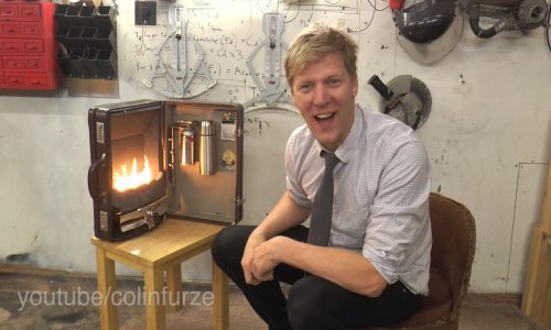 Britanski izumitelj složio kamin u koferu