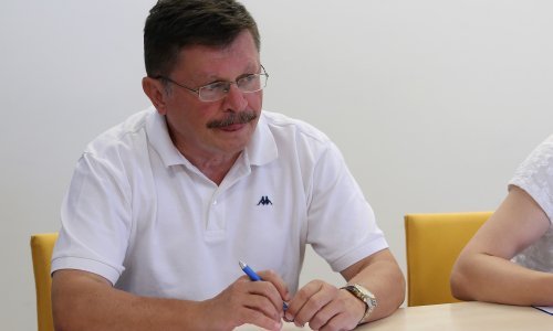 Ribić: Vlada nudi zamrzavanje plaća