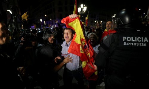 Počelo je: Madrid preuzeo katalonska 'ministarstva', premijer otpušten