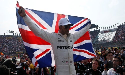 Deveto mjesto bilo mu je dovoljno da potvrdi četvrti naslov svjetskog prvaka Formule 1