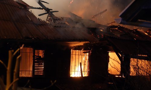 U zagrebačkim Mlinovima planula kuća