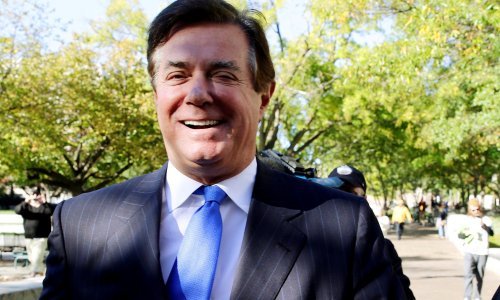 Optuženi Trumpov suradnik ima tri američke putovnice i bliske veze s Rusijom