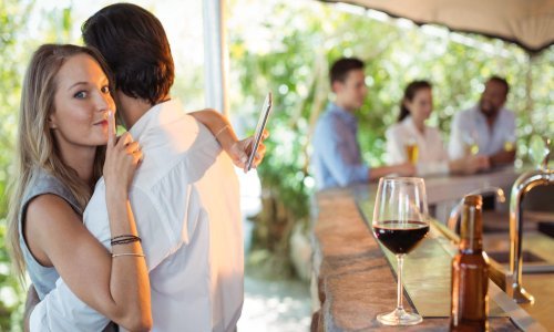 Kakve su osobe sklonije preljubu? Evo što misle stručnjaci