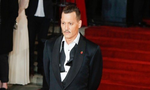 Što se dogodilo: Zvijezda 'Pirata' teturao na premijeri filma