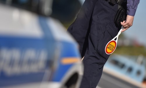 Jedan jurio 236 km/h, drugi 205 km/h, a treći upravljao vozilom s 2,31 promila i bez vozačkog