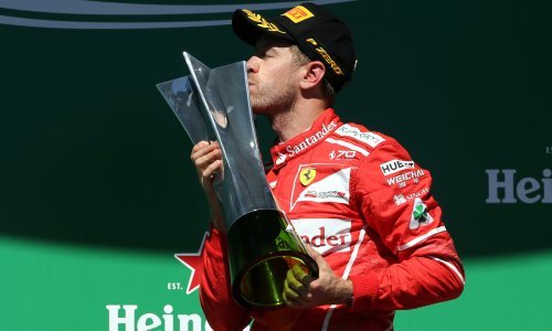 Vettelu VN Brazila; prvak Hamilton iz boksa do četvrtog mjesta