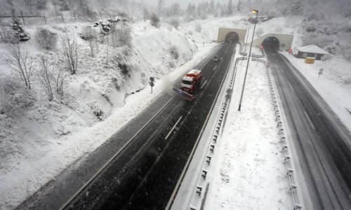 Hrvatska pod snijegom: Bijeli se od Sljemena do Velebita, pogledajte bajkovite prizore