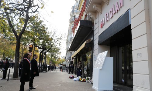 Pariz se sjeća ubijenih u terorističkom napadu prije dvije godine