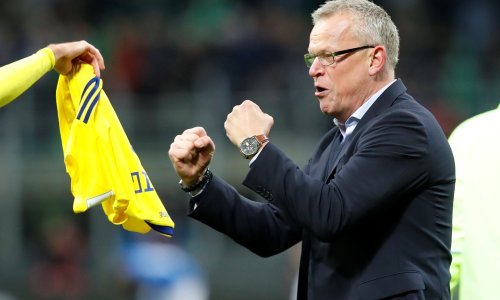 Dok su njegovi igrači ludovali, švedski je izbornik skupljao smeće