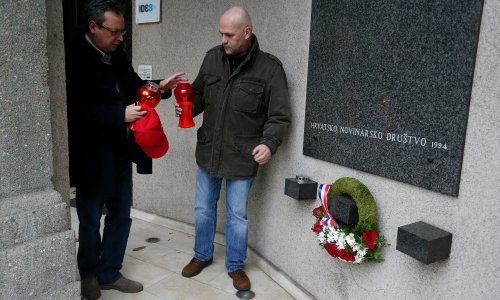 HND položio vijenac za ubijene i poginule novinare, snimatelje, fotoreportere i tehničare