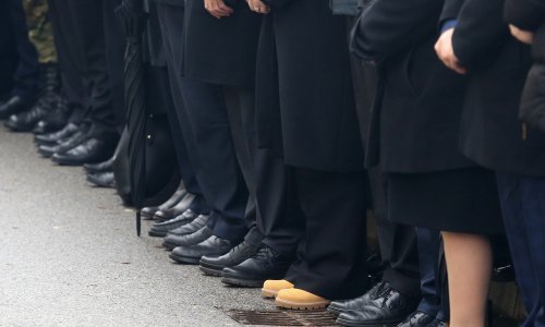 Zbog čega je predsjednica u Vukovar došla u žutim čizmama?