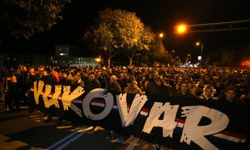 Torcida predvodila mimohod za Vukovar