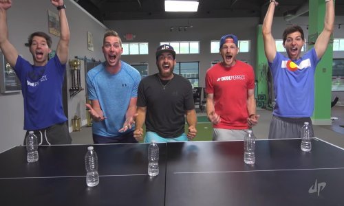 Ne postoji ništa s čim ekipa Dude Perfect ne može izvoditi trikove