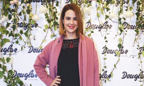 Doris Pinčić Rogoznica zablistala u hit ružičastoj nijansi