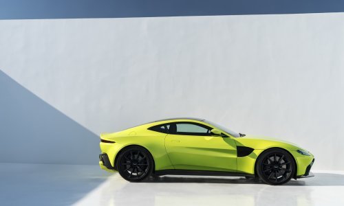 Aston Martin krenuo Teslinim putem, sad ima i Tesline probleme