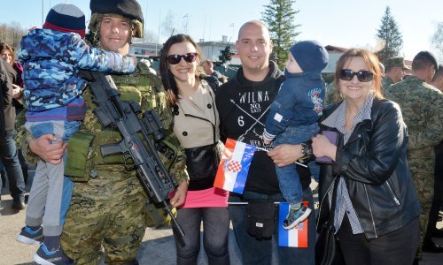 Prvi kontigent s 182 hrvatska vojnika ispraćen u Litvu