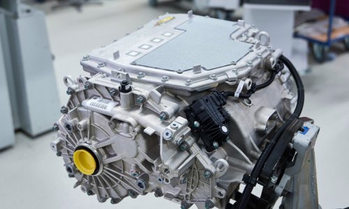 BMW pokazao električni pogon pete generacije sa 700 km autonomije