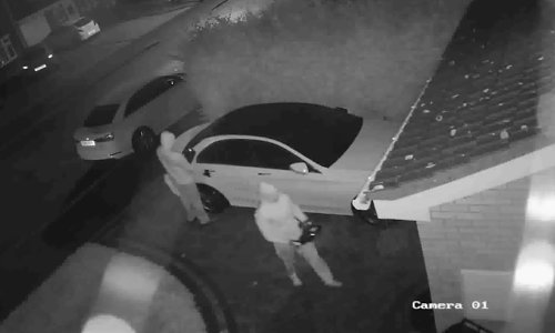 Automobil vas prepoznaje bez vađenja ključa iz džepa? Gledajte kako nestaje za 60 sekundi