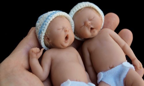 Umjetničke figurice beba slatke su, ali i malo bizarne