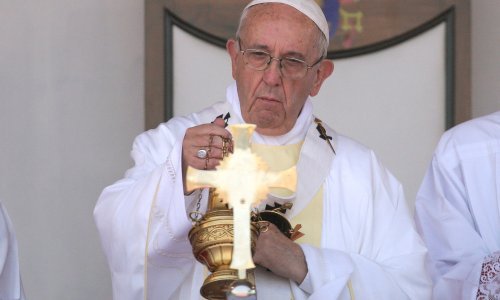 Papa japanske studente upozorio: Na putu do uspjeha nekada se ide preko leševa