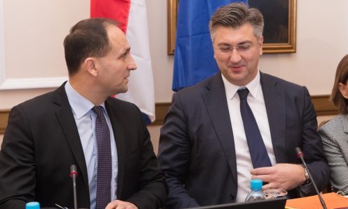 Osječko-baranjski župan zavapio Vladi zbog ukidanja autobusnih linija